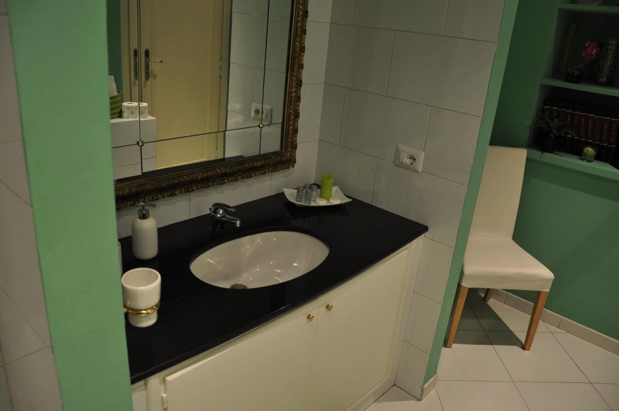 Capocchia House Bed & Breakfast Rome Bagian luar foto